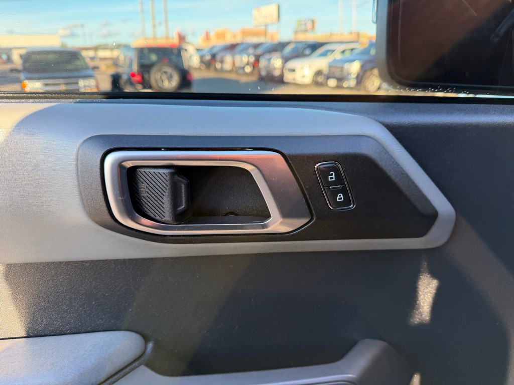 2023 Ford Bronco Image 11