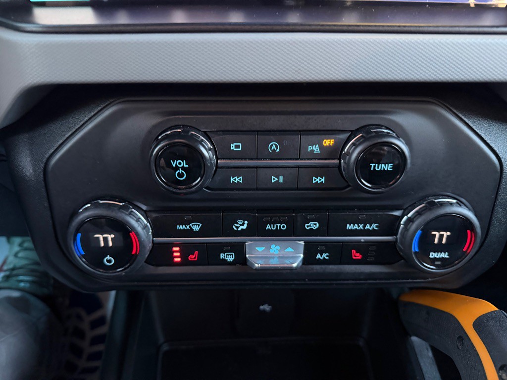 2023 Ford Bronco Image 25