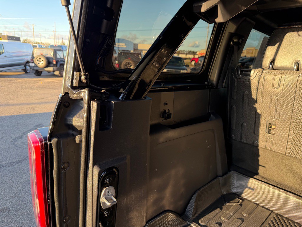 2023 Ford Bronco Image 41