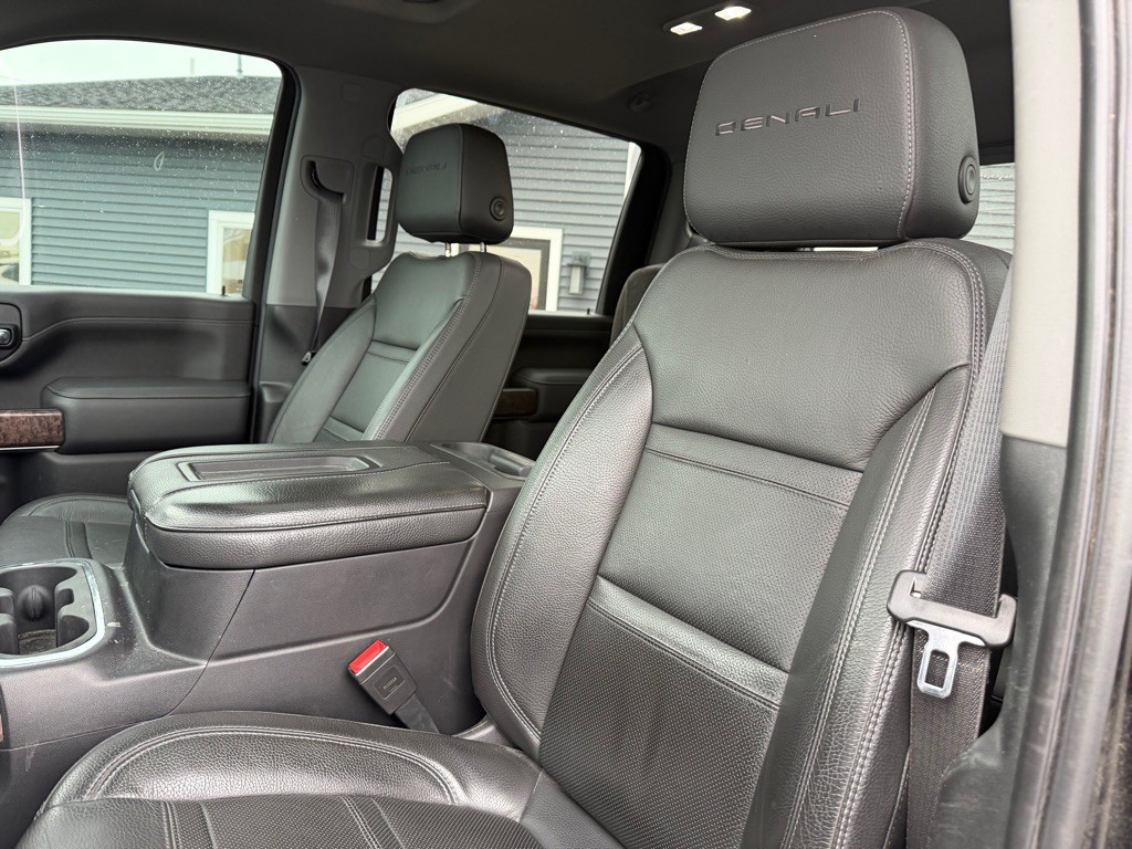 2020 GMC Sierra Image 12