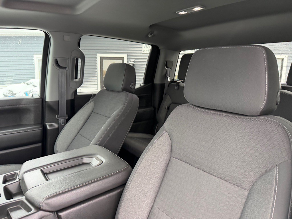 2020 GMC Sierra Image 16