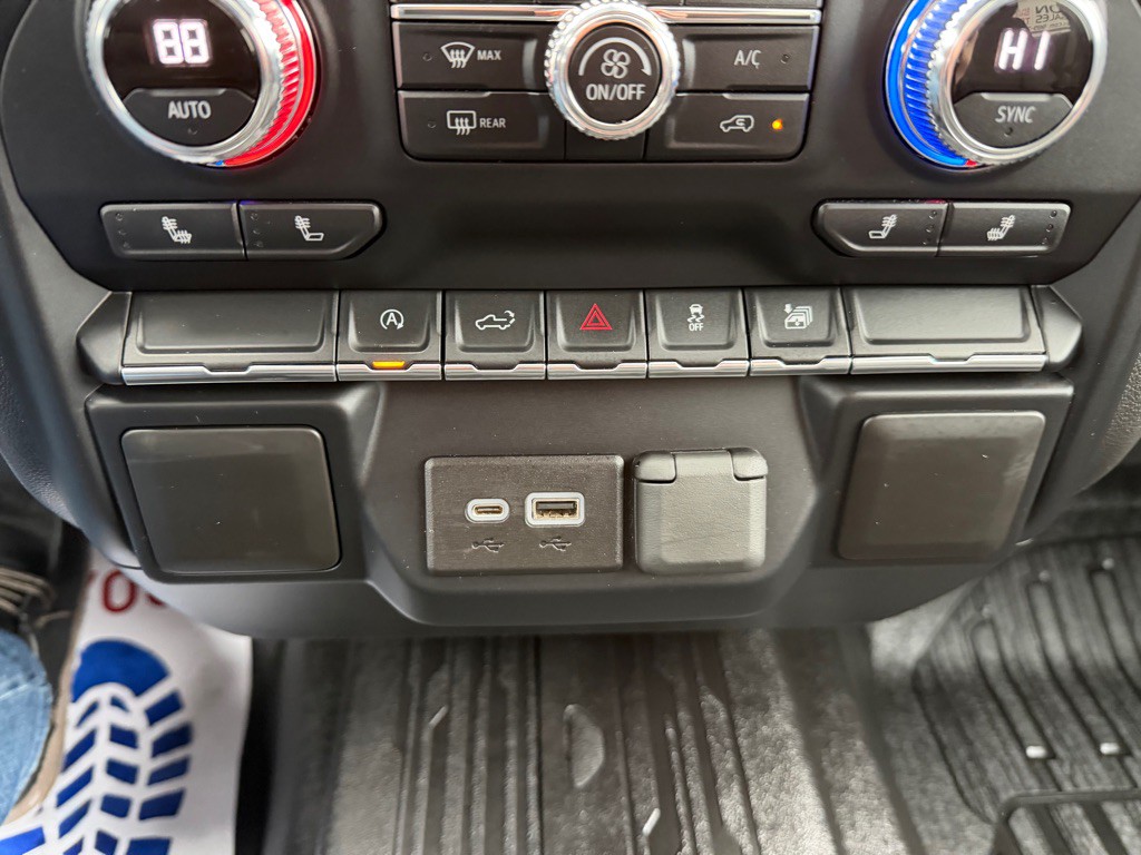 2020 GMC Sierra Image 31