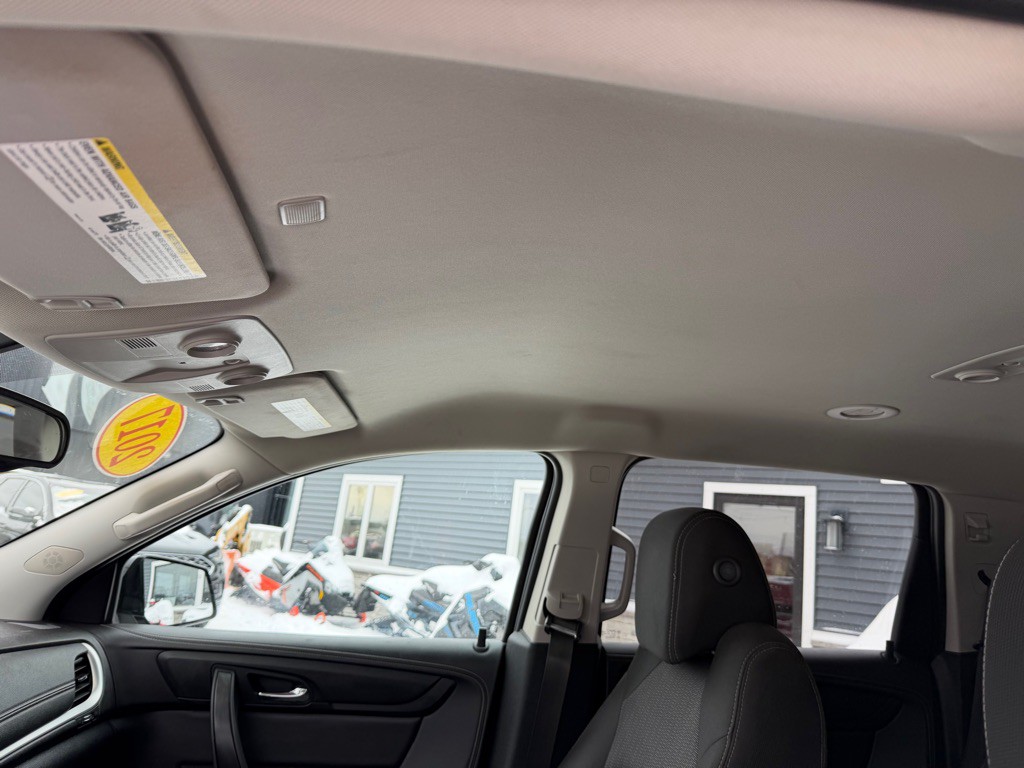 2017 Chevrolet Traverse Image 15