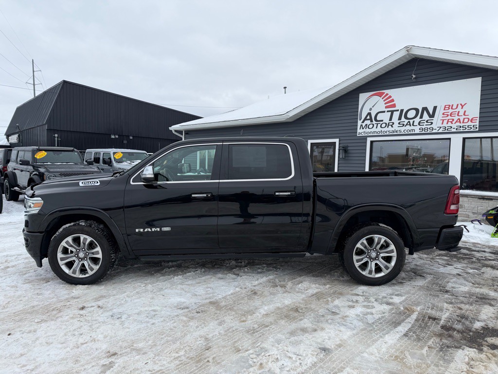 2022 RAM 1500 Image 2