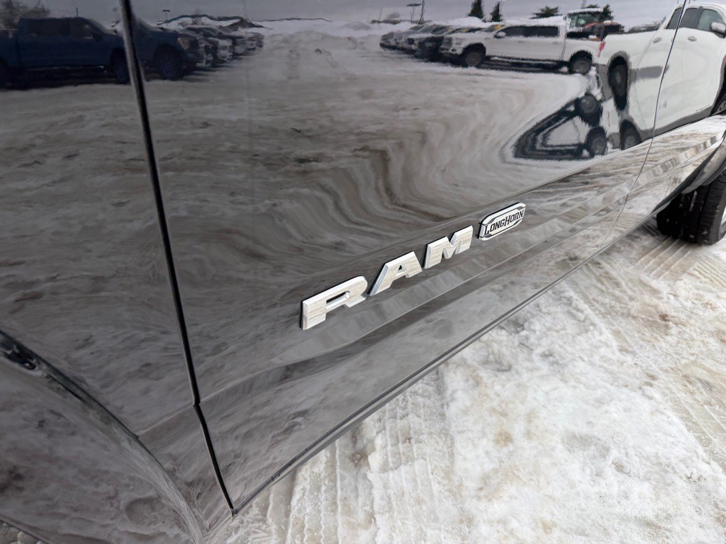 2022 RAM 1500 Image 11