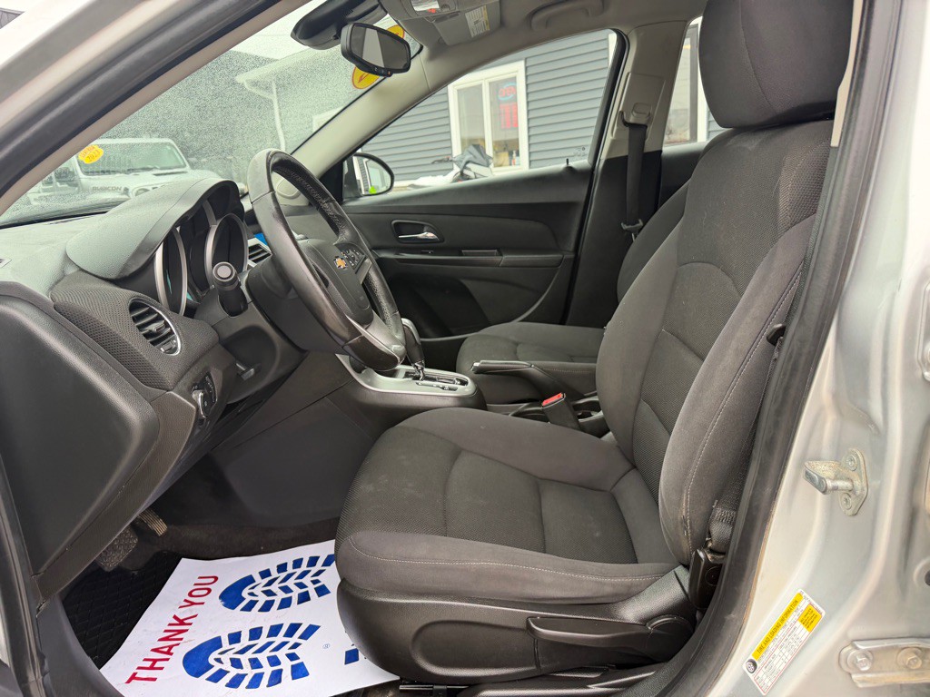 2012 Chevrolet Cruze Image 12