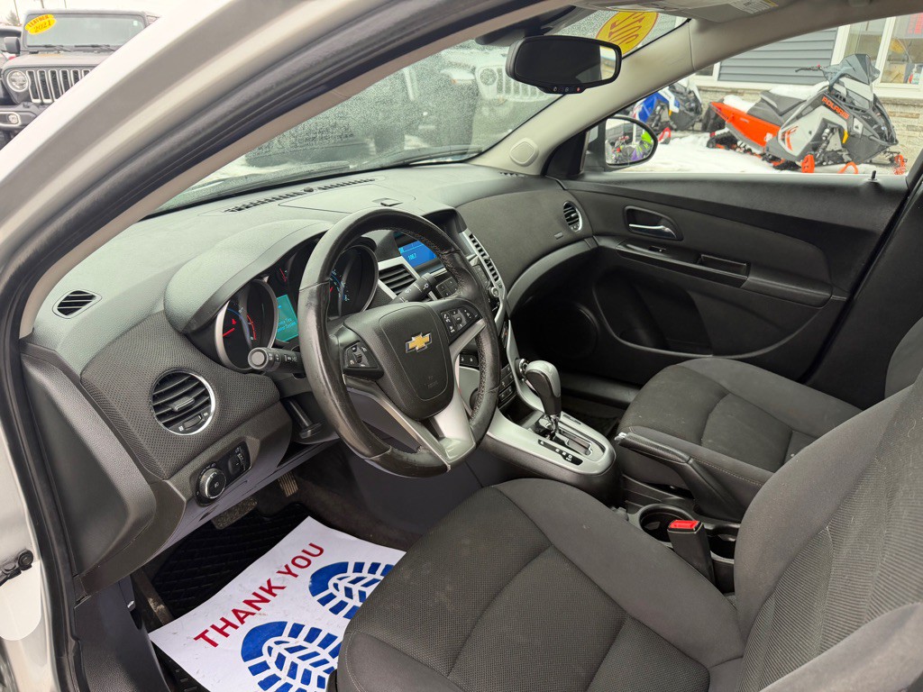 2012 Chevrolet Cruze Image 14