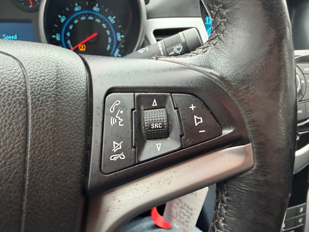 2012 Chevrolet Cruze Image 17