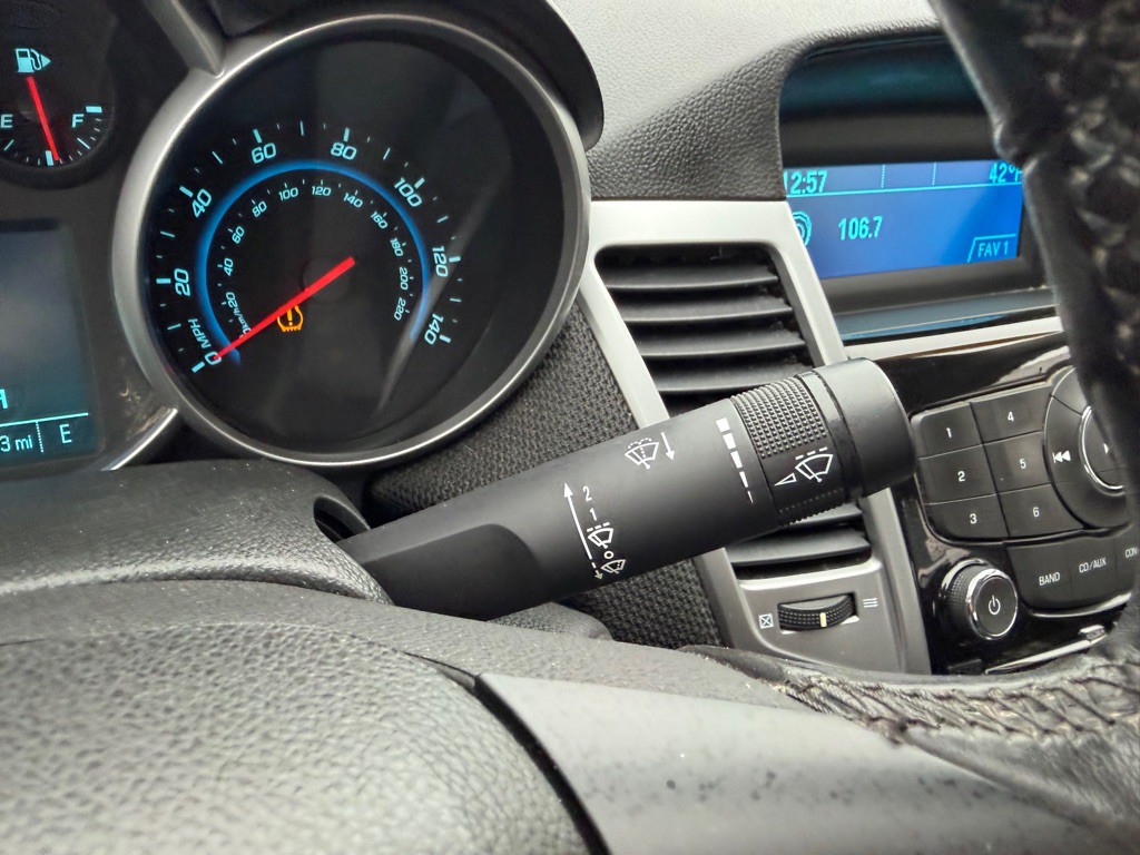 2012 Chevrolet Cruze Image 18