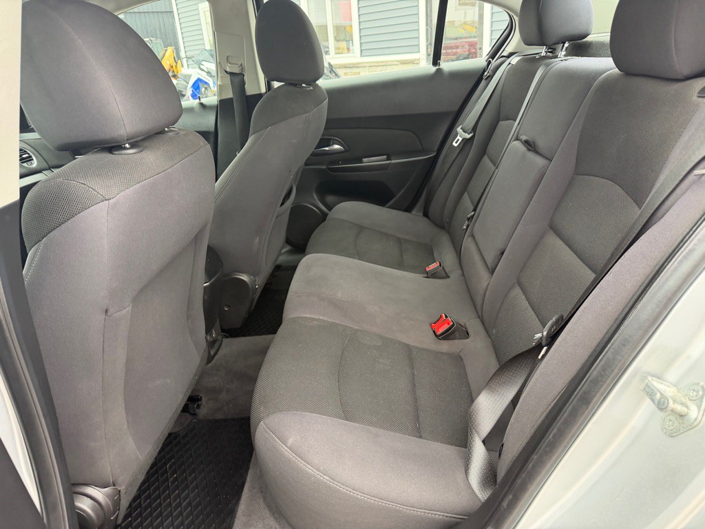 2012 Chevrolet Cruze Image 24