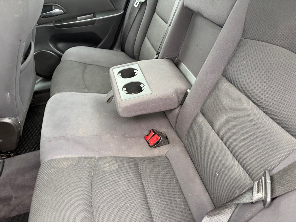 2012 Chevrolet Cruze Image 25