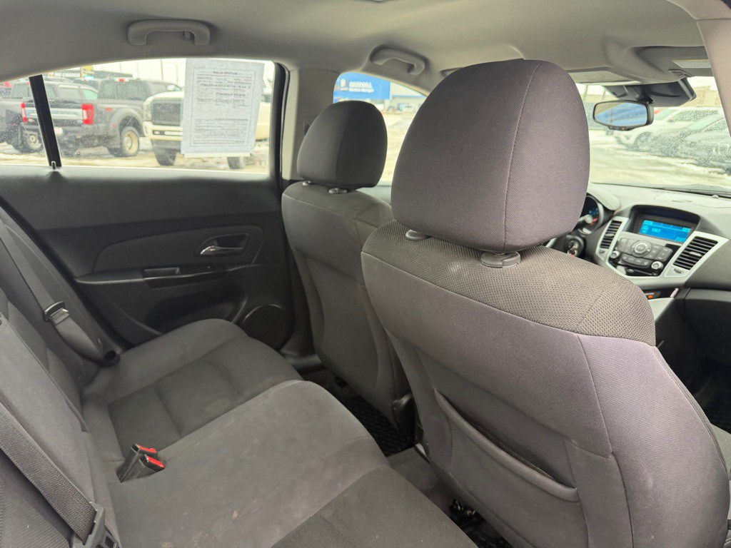2012 Chevrolet Cruze Image 30