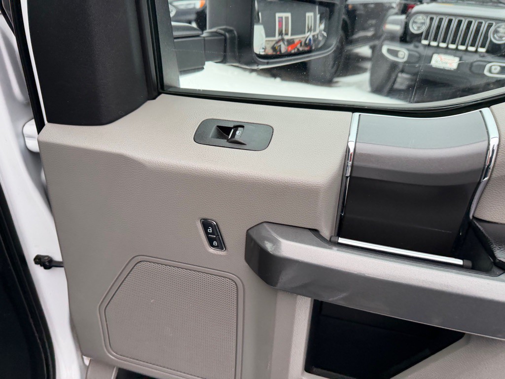 2017 Ford F-150 Image 56