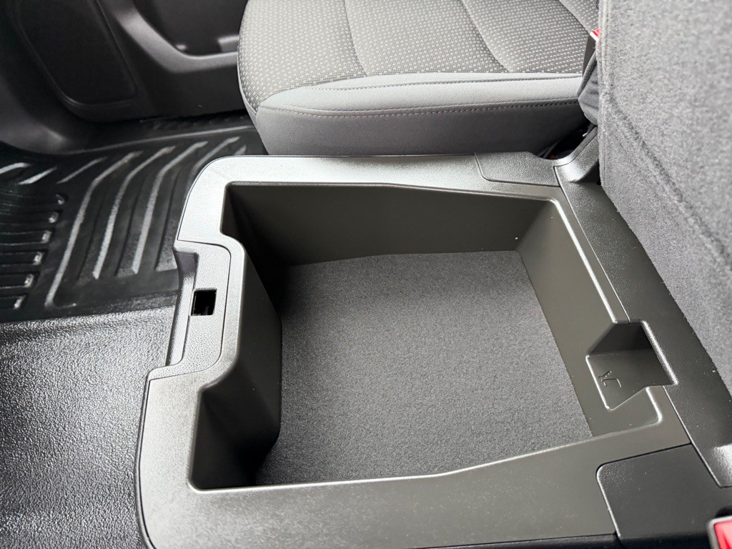 2025 Chevrolet Silverado 1500 Image 16