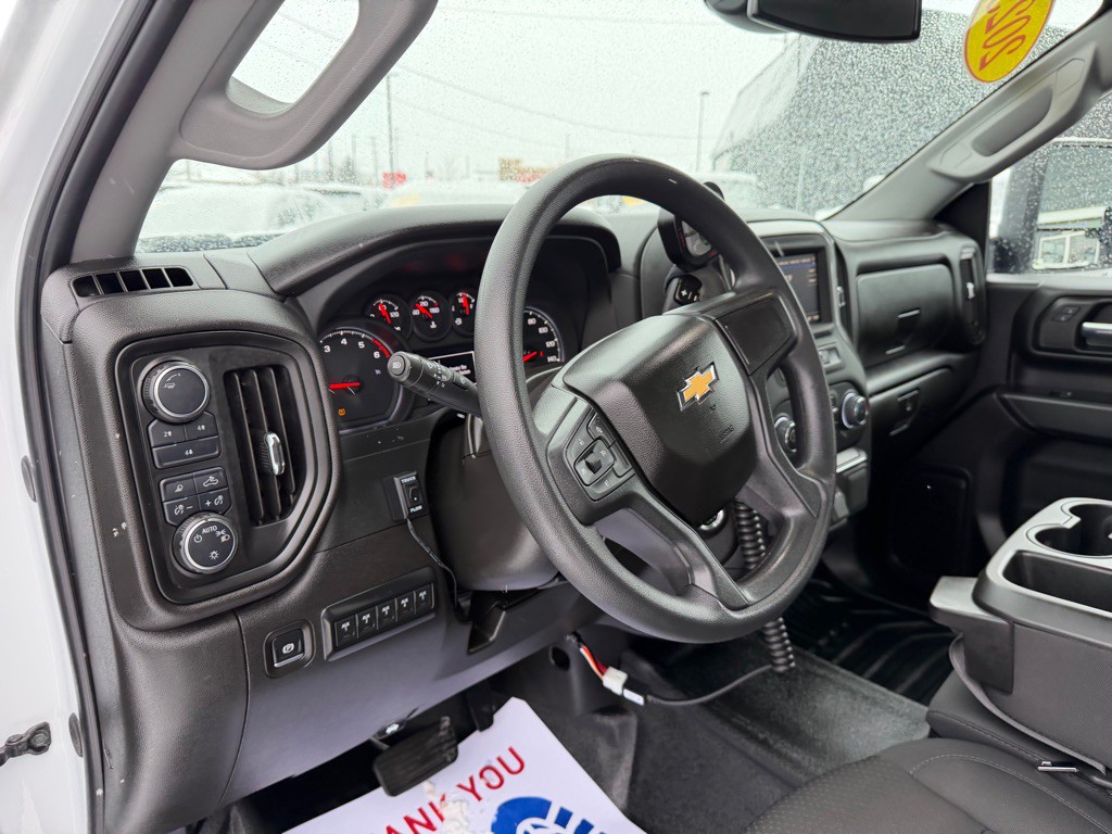 2025 Chevrolet Silverado 1500 Image 17