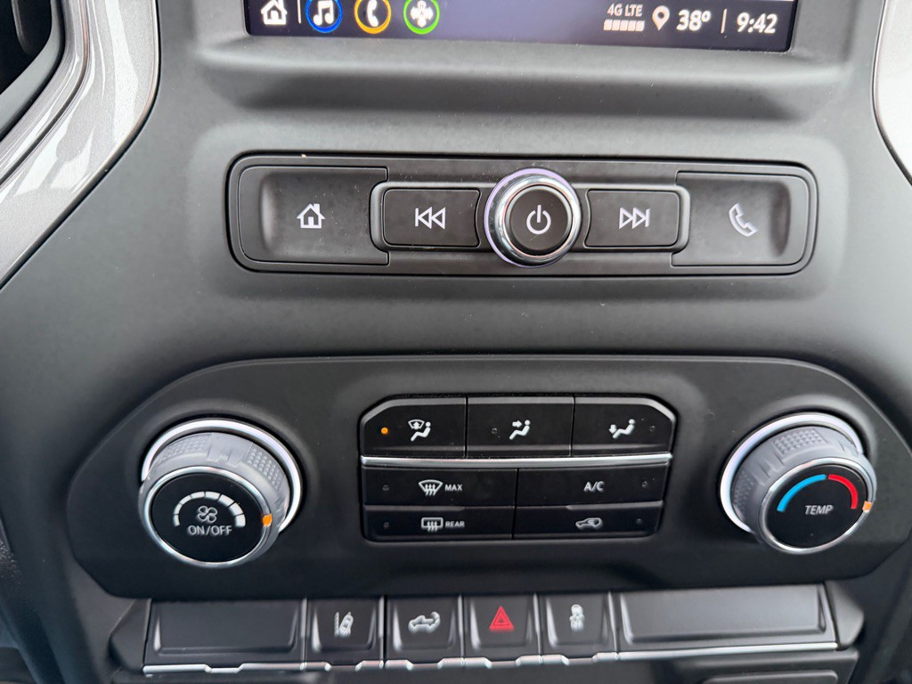 2025 Chevrolet Silverado 1500 Image 26