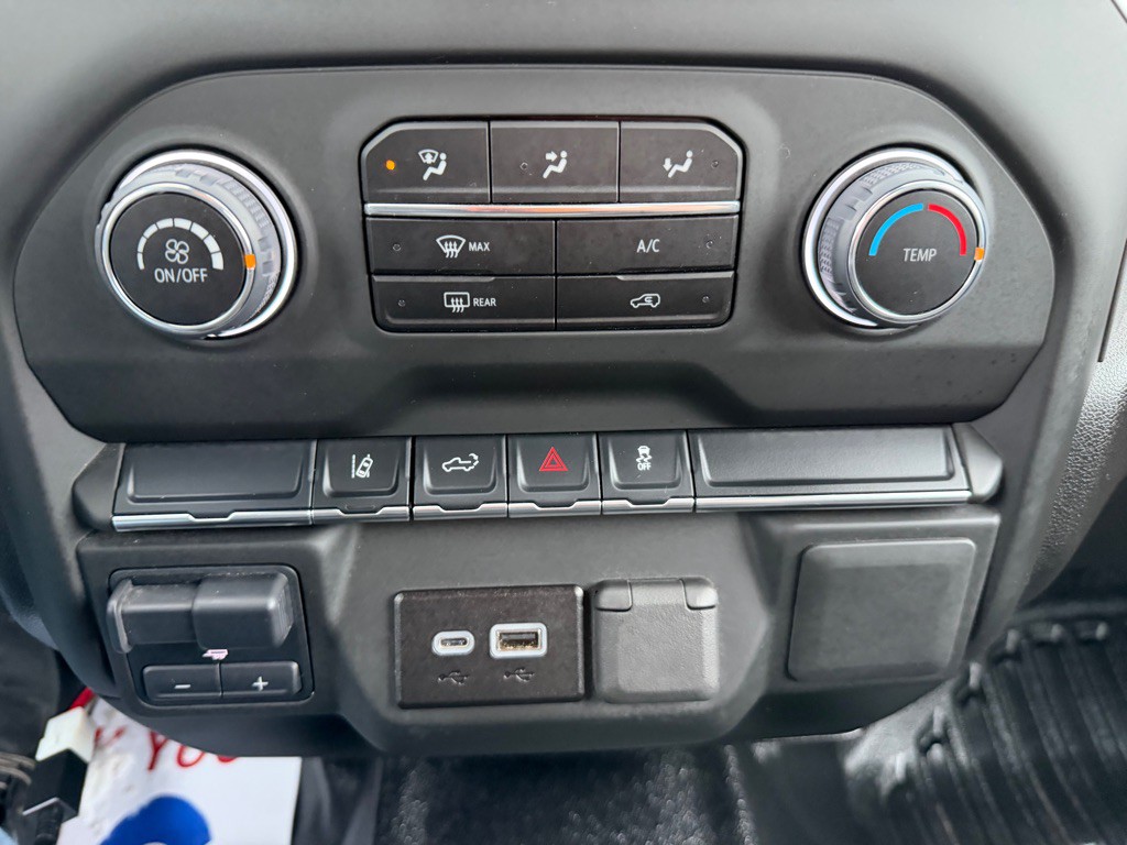 2025 Chevrolet Silverado 1500 Image 27