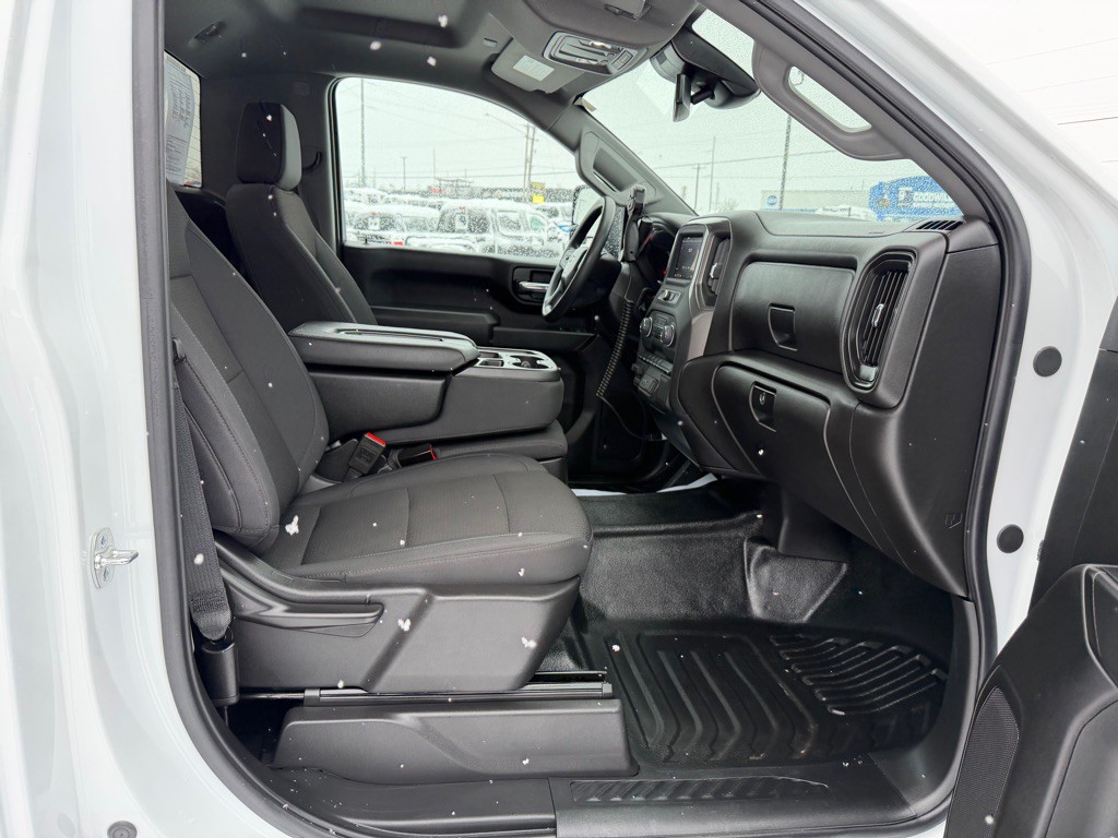 2025 Chevrolet Silverado 1500 Image 41