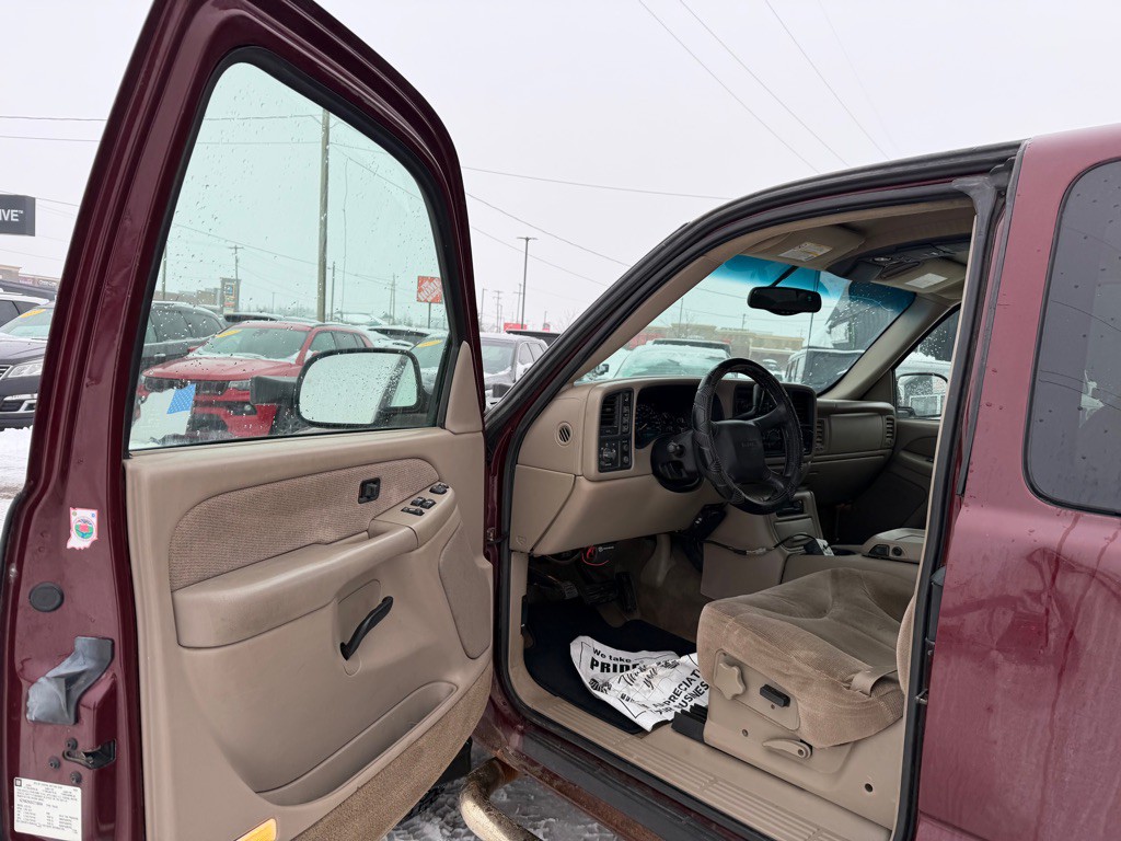 2002 GMC Sierra Image 11