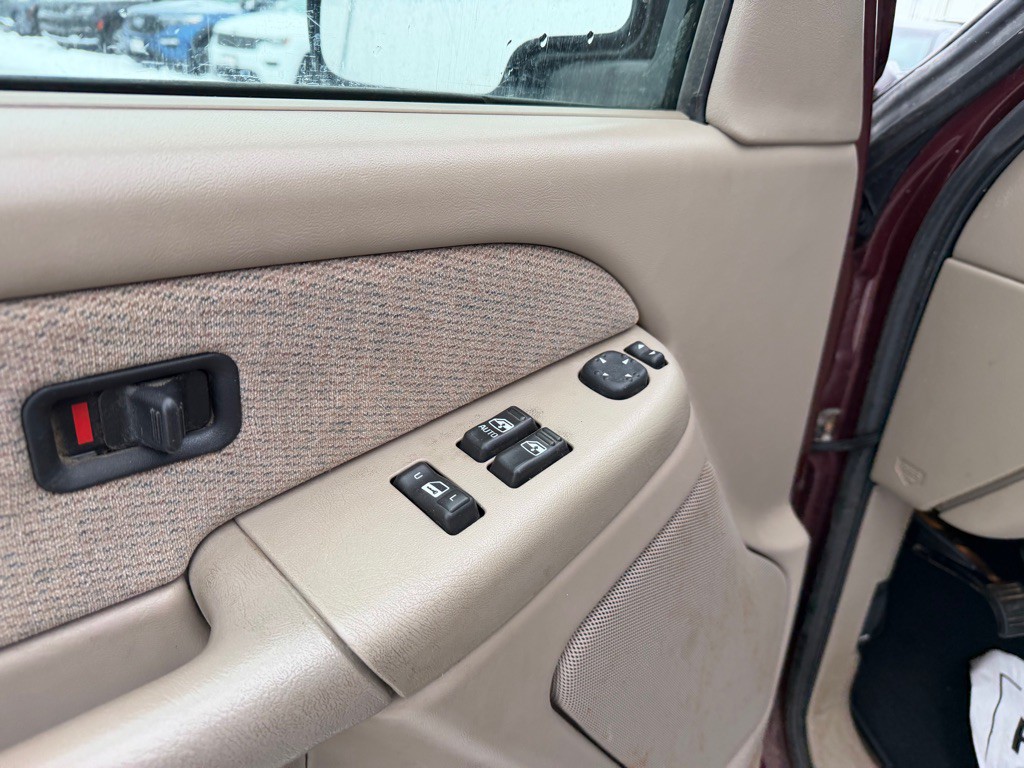 2002 GMC Sierra Image 12