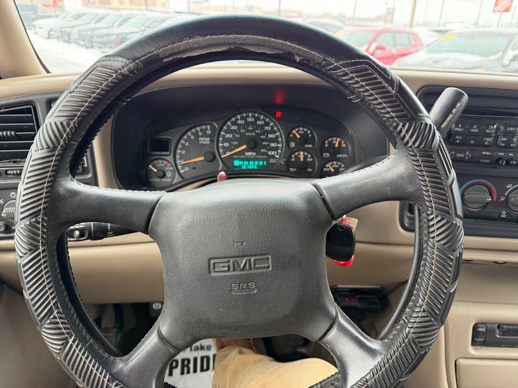 2002 GMC Sierra Image 18