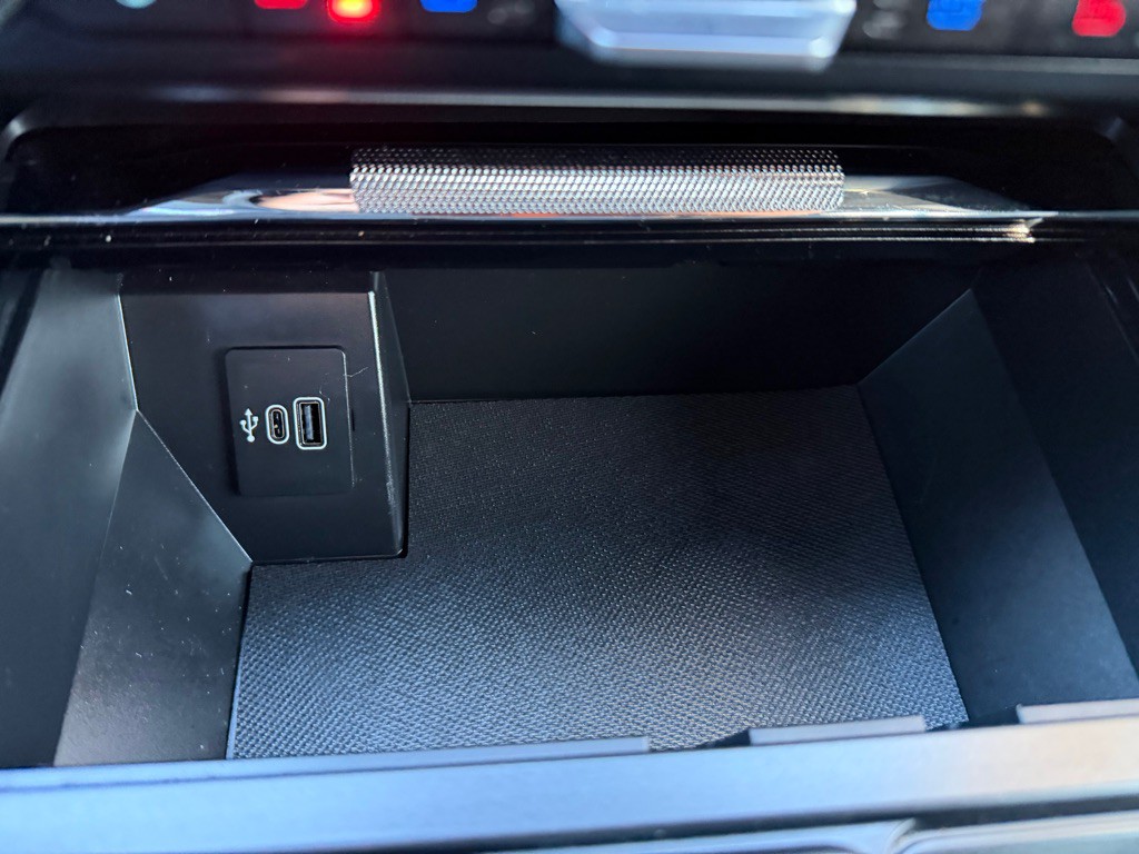 2025 Ford F-150 Image 27