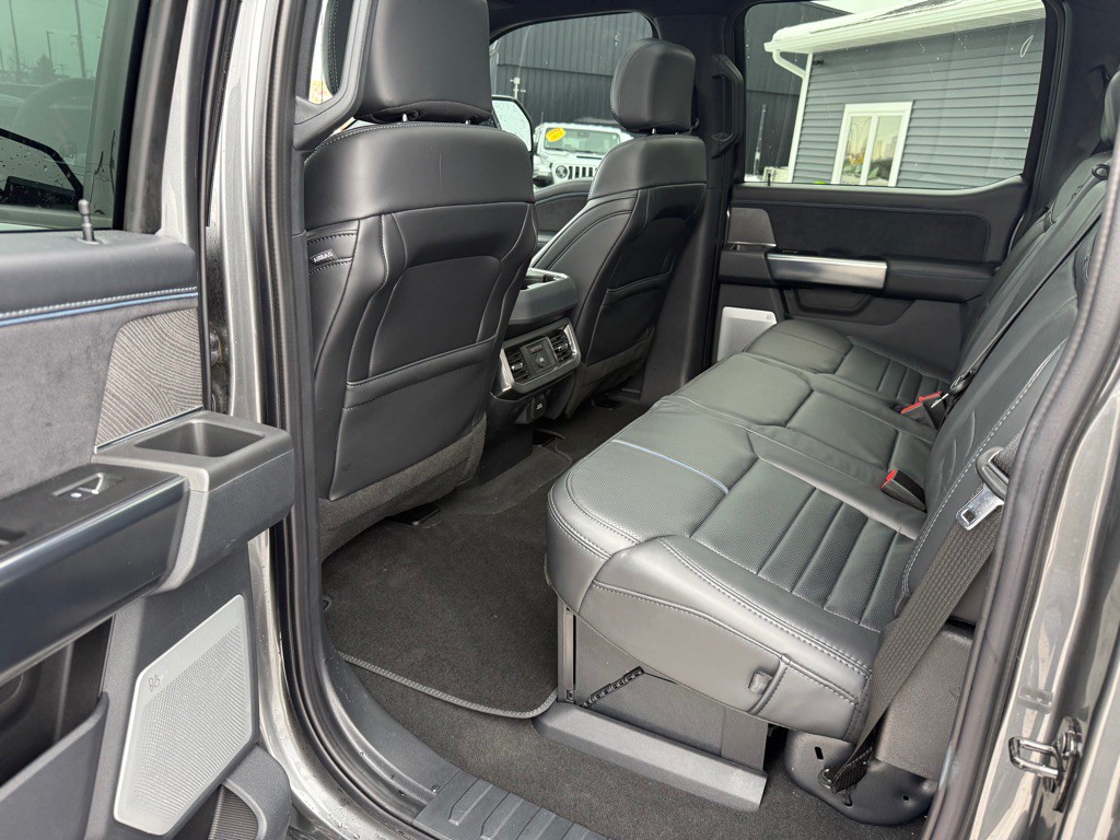 2025 Ford F-250 Image 47
