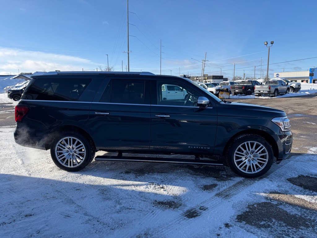 2023 Ford Expedition Image 6