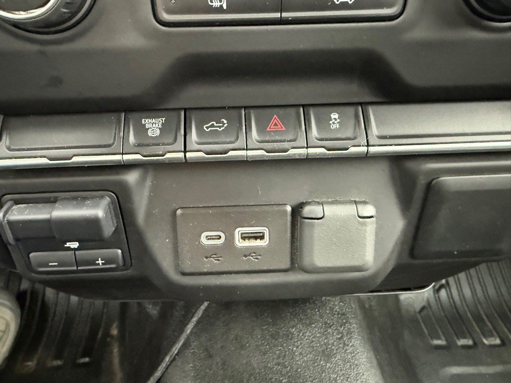 2022 Chevrolet Silverado 1500 Image 38