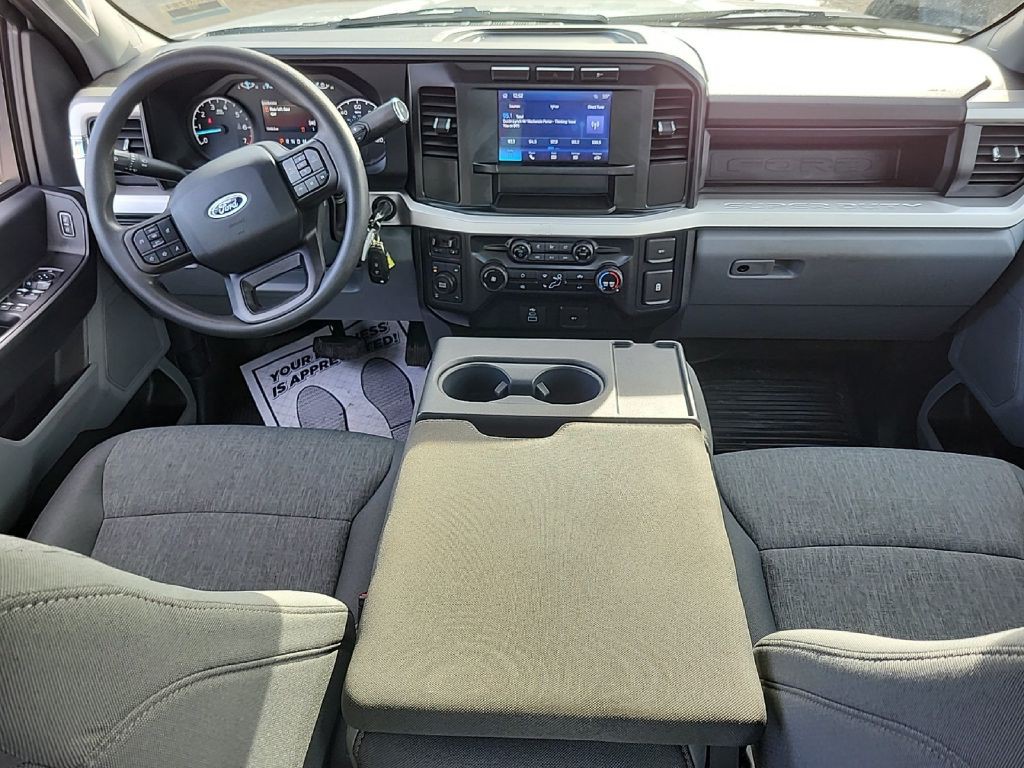 2024 Ford F-350 Image 5