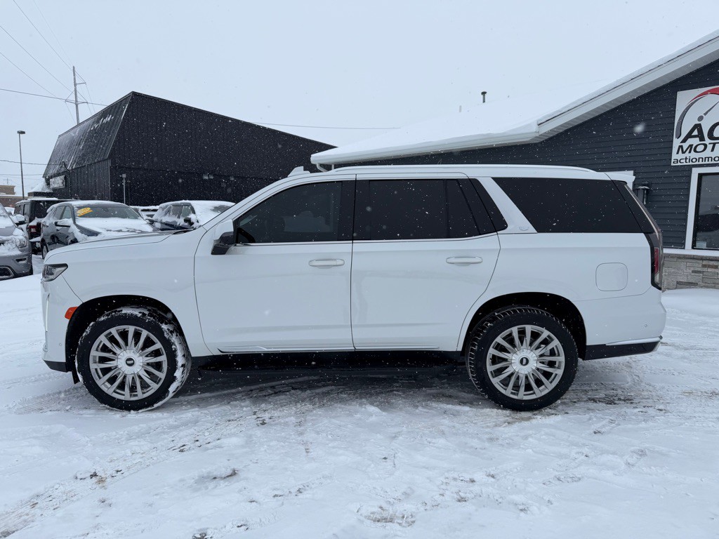 2021 Cadillac Escalade Image 2