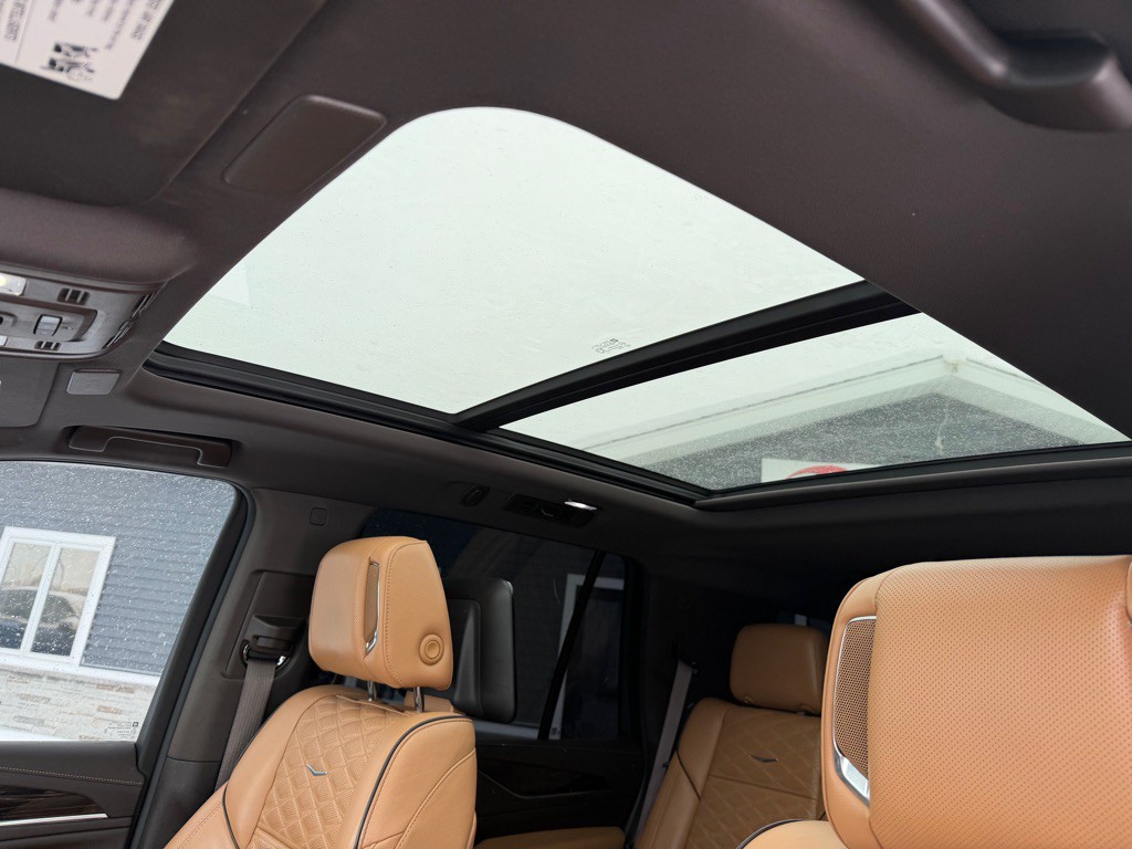 2021 Cadillac Escalade Image 15