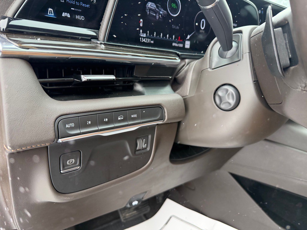 2021 Cadillac Escalade Image 17