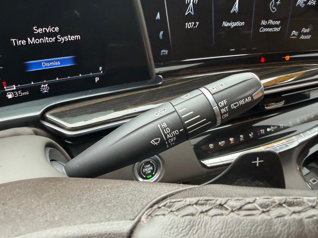 2021 Cadillac Escalade Image 21