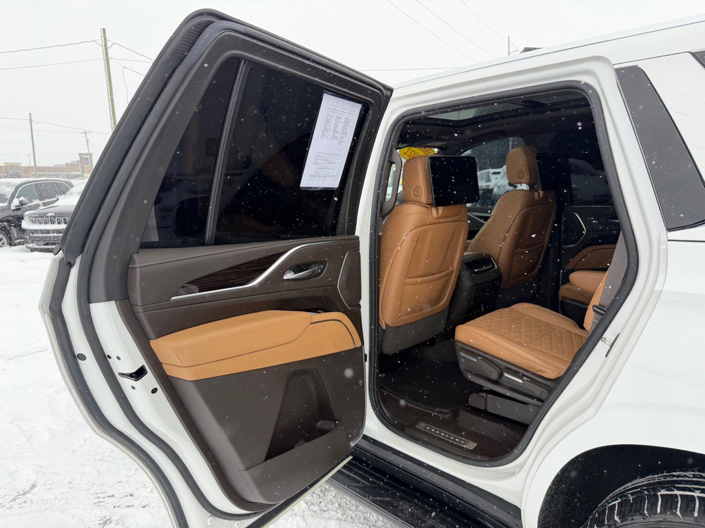 2021 Cadillac Escalade Image 39