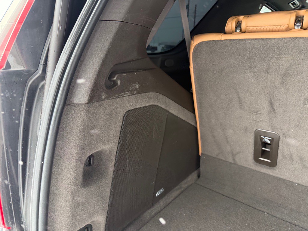 2021 Cadillac Escalade Image 48