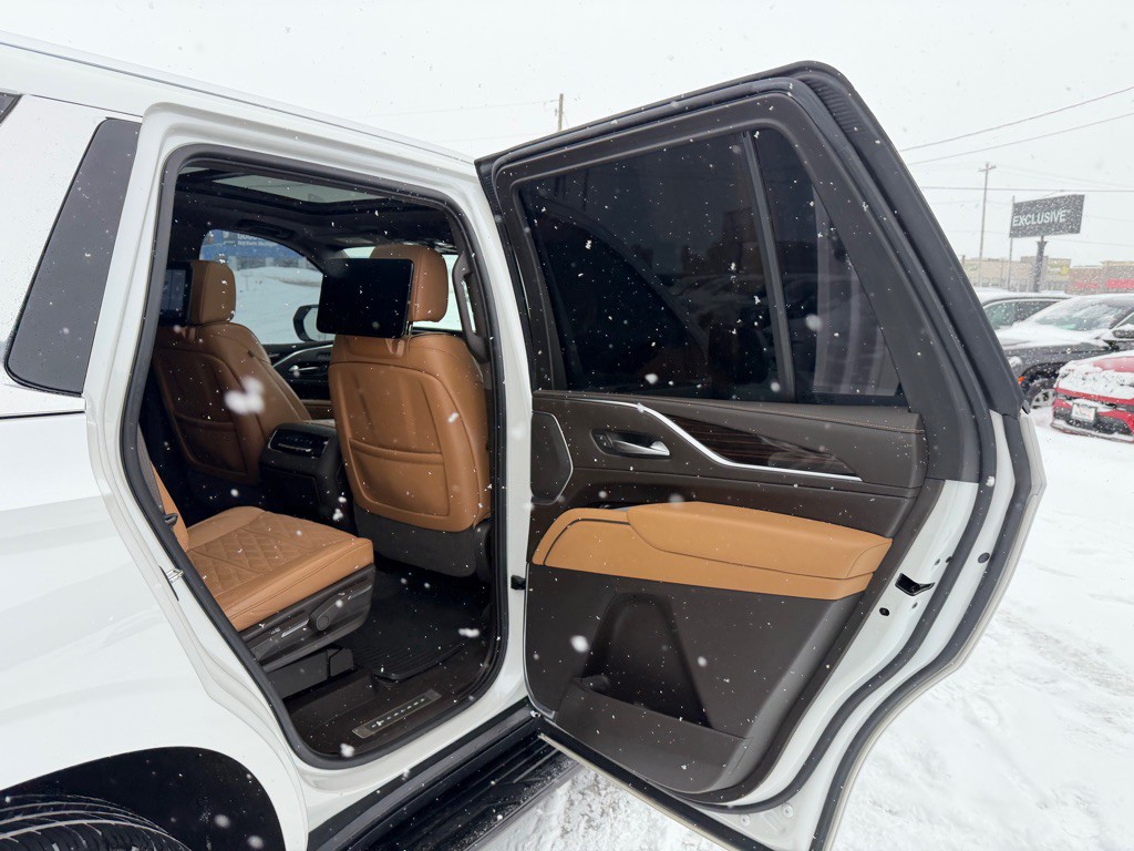 2021 Cadillac Escalade Image 54