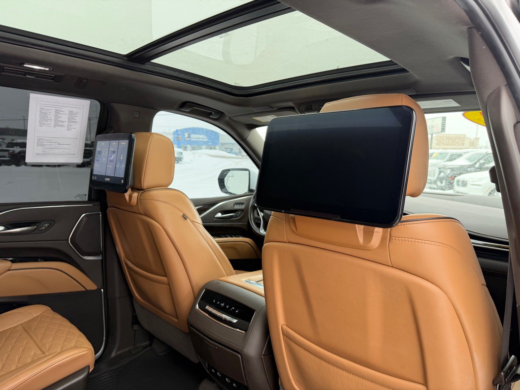 2021 Cadillac Escalade Image 57