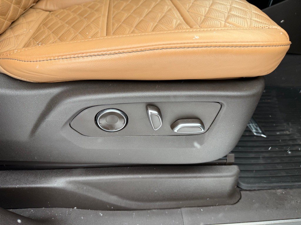 2021 Cadillac Escalade Image 66