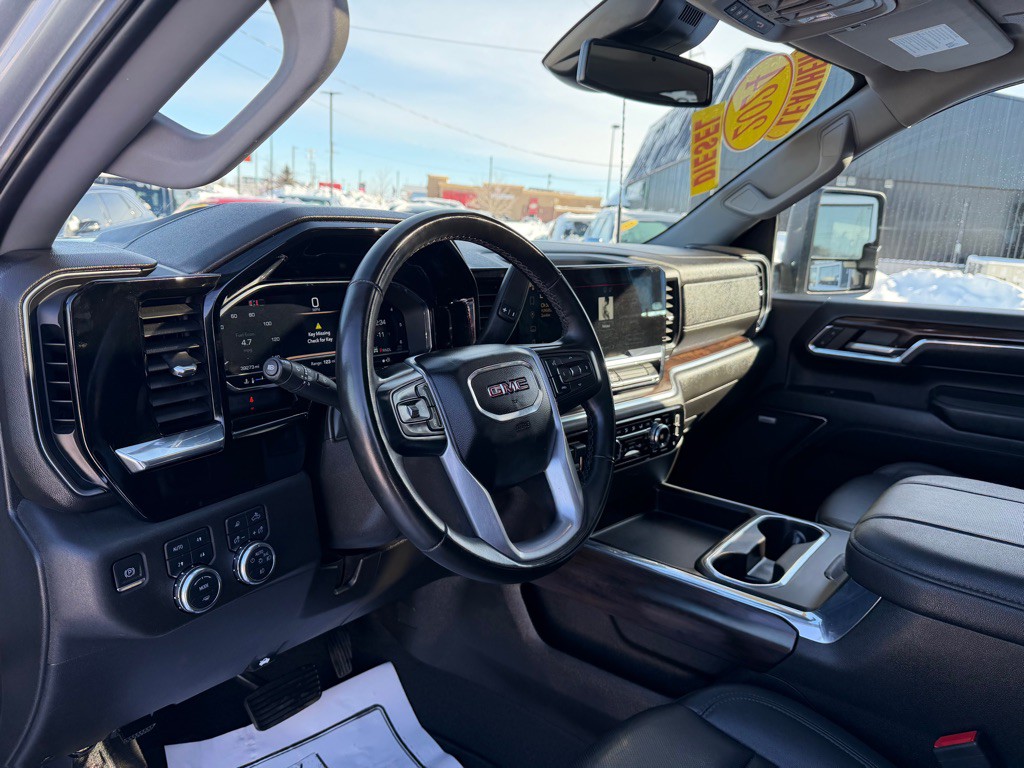 2024 GMC Sierra Image 18