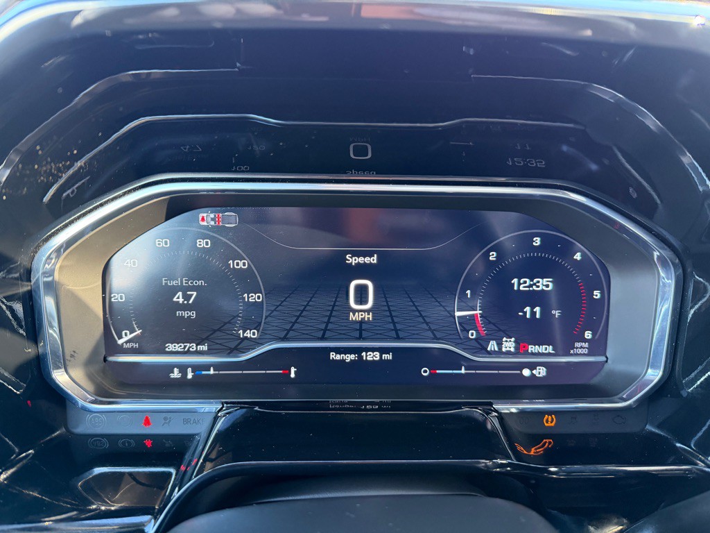 2024 GMC Sierra Image 25