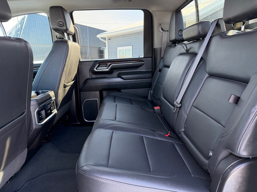 2024 GMC Sierra Image 41