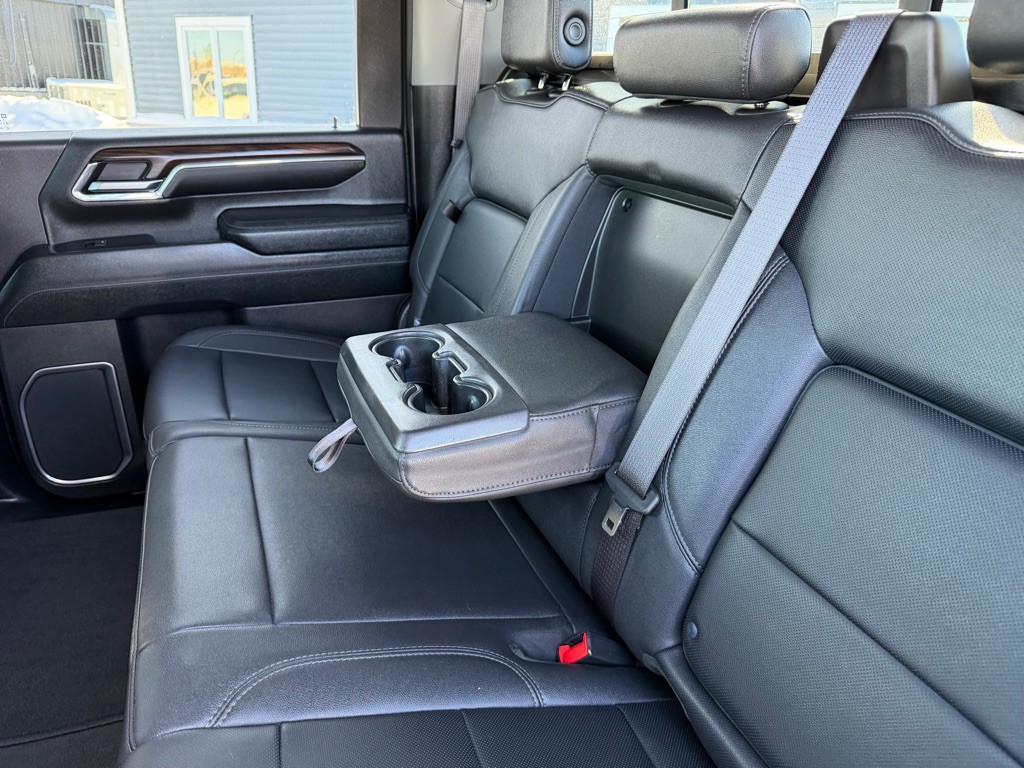 2024 GMC Sierra Image 42