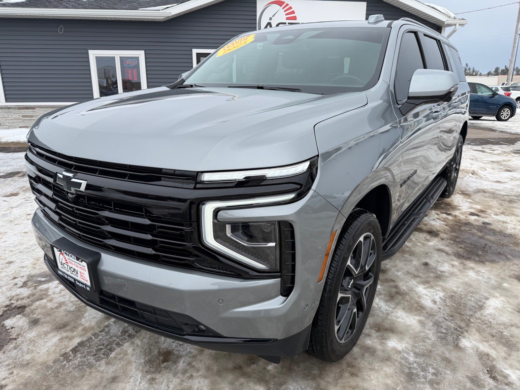 2025 Chevrolet Suburban Image 9