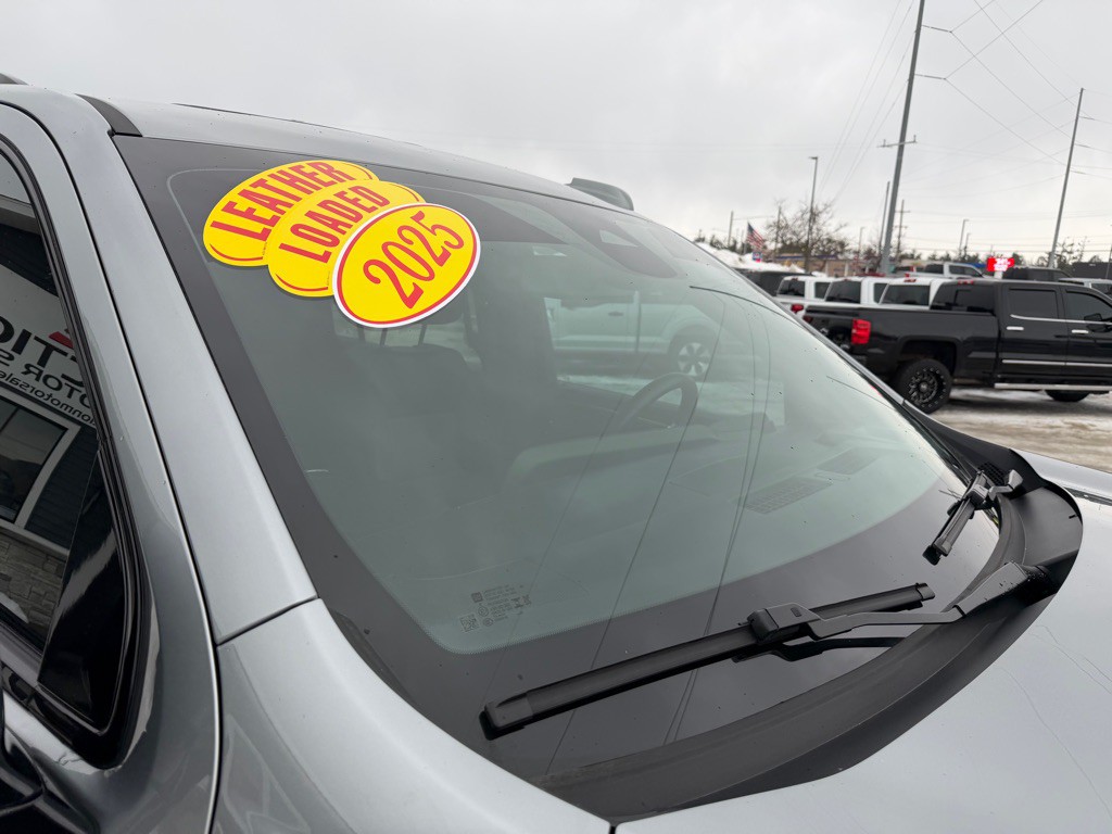 2025 Chevrolet Suburban Image 66