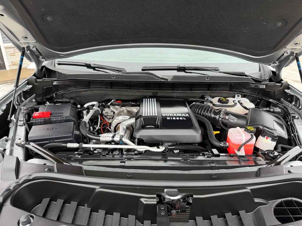 2025 Chevrolet Suburban Image 68