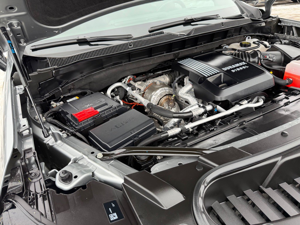 2025 Chevrolet Suburban Image 69