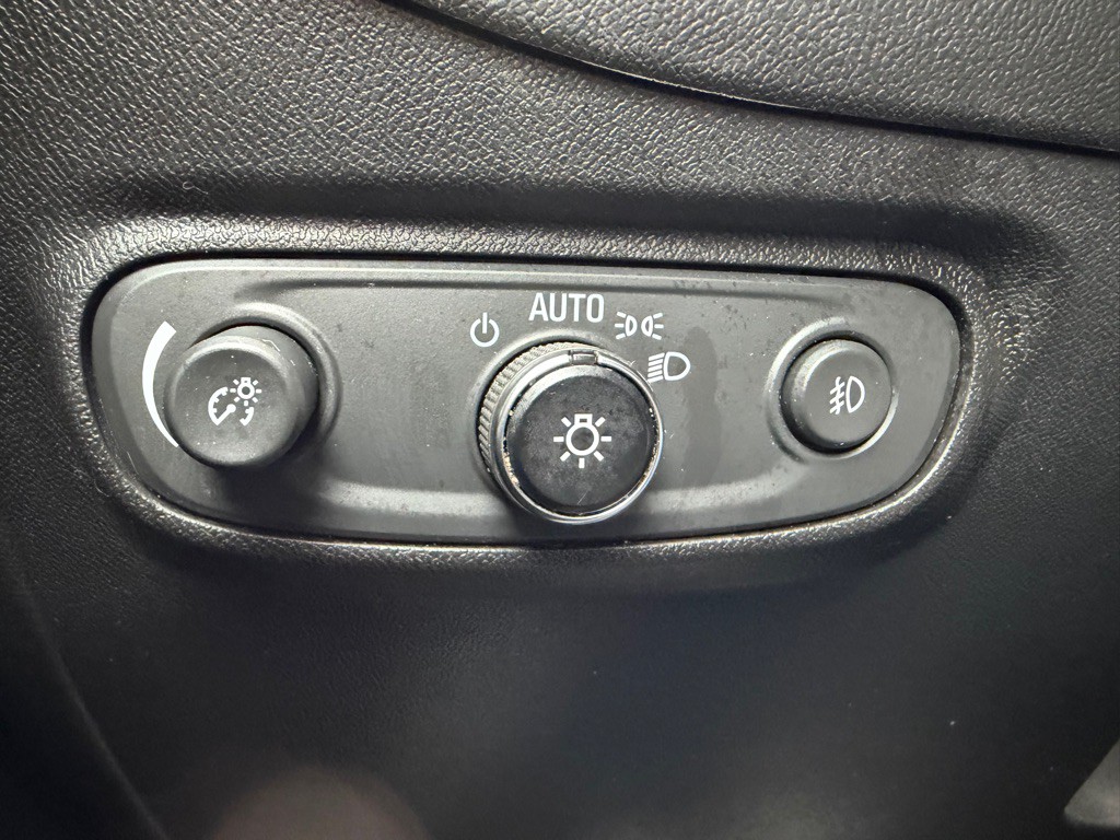 2021 Chevrolet Equinox Image 16