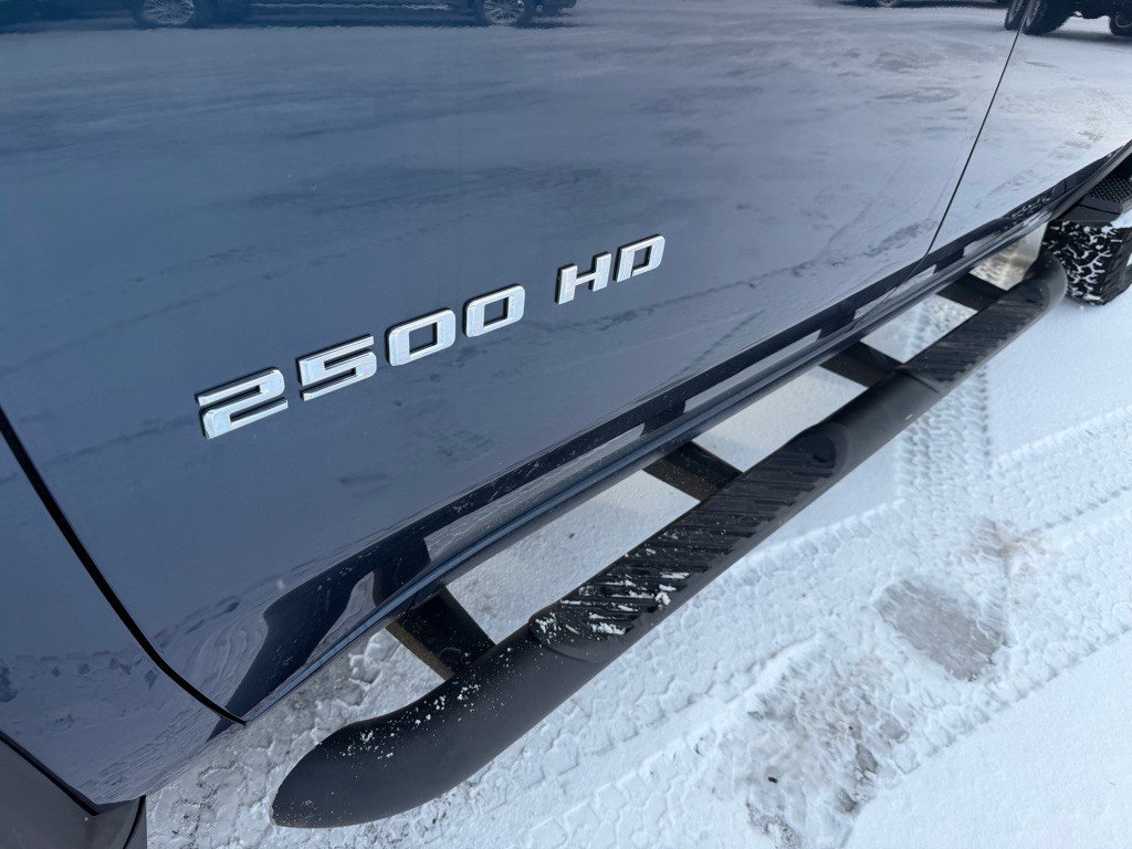 2020 Chevrolet Silverado 1500 Image 11