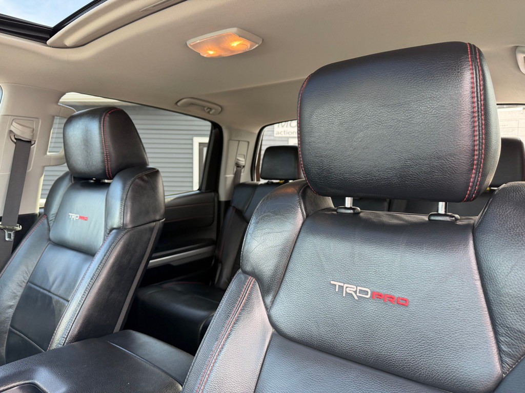 2017 Toyota Tundra Image 16